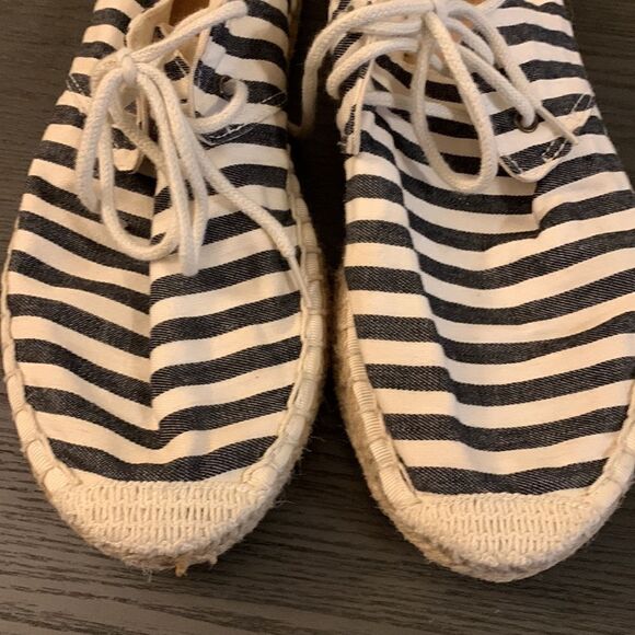 J.Crew Espadriles size 9 cloth upper. Worn once - Picture 8 of 8